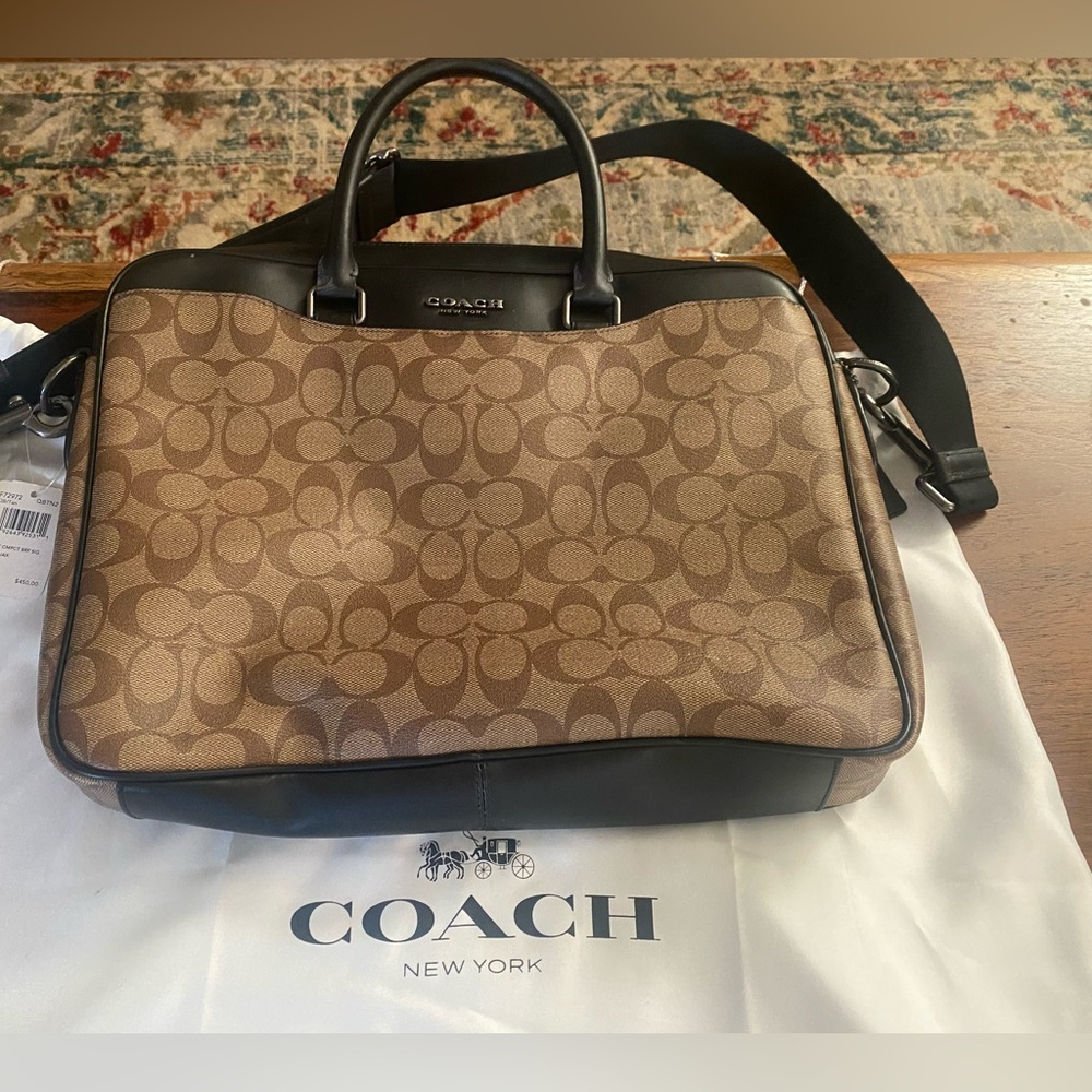 COPY - Beautiful brown Coach messenger bag.